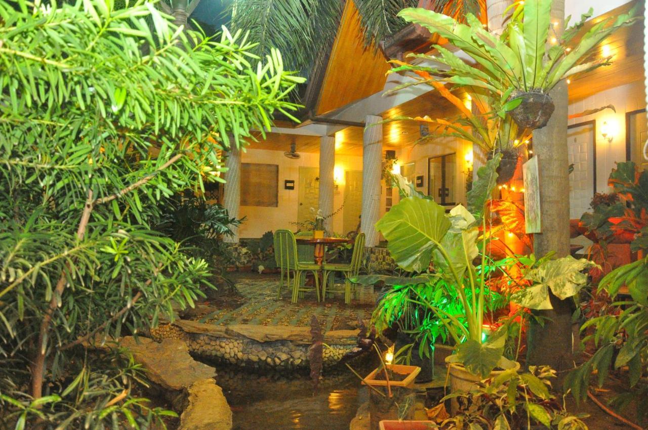 Infinite Green Pension Пуэрто-Принцеса Экстерьер фото