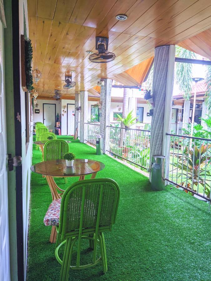 Infinite Green Pension Пуэрто-Принцеса Экстерьер фото
