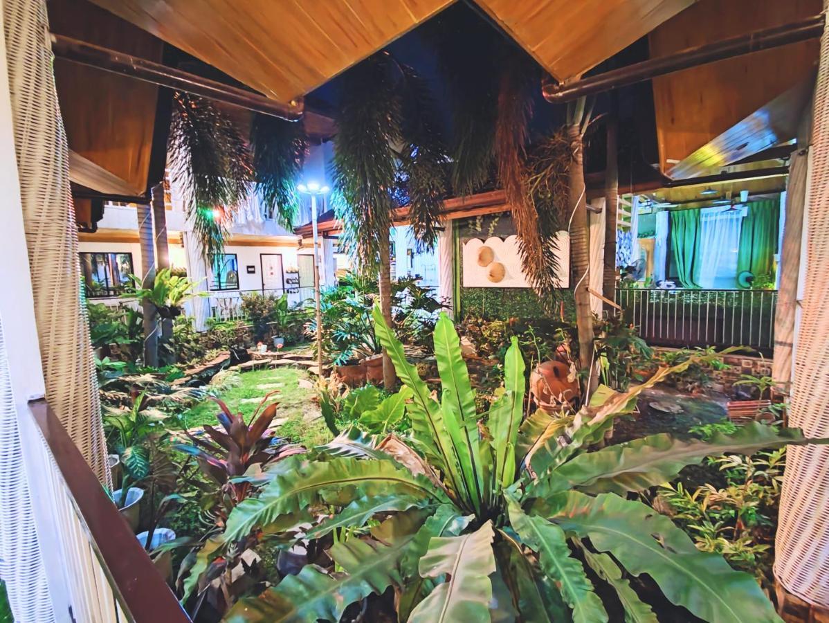 Infinite Green Pension Пуэрто-Принцеса Экстерьер фото