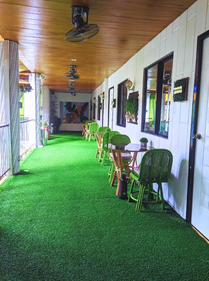 Infinite Green Pension Пуэрто-Принцеса Экстерьер фото